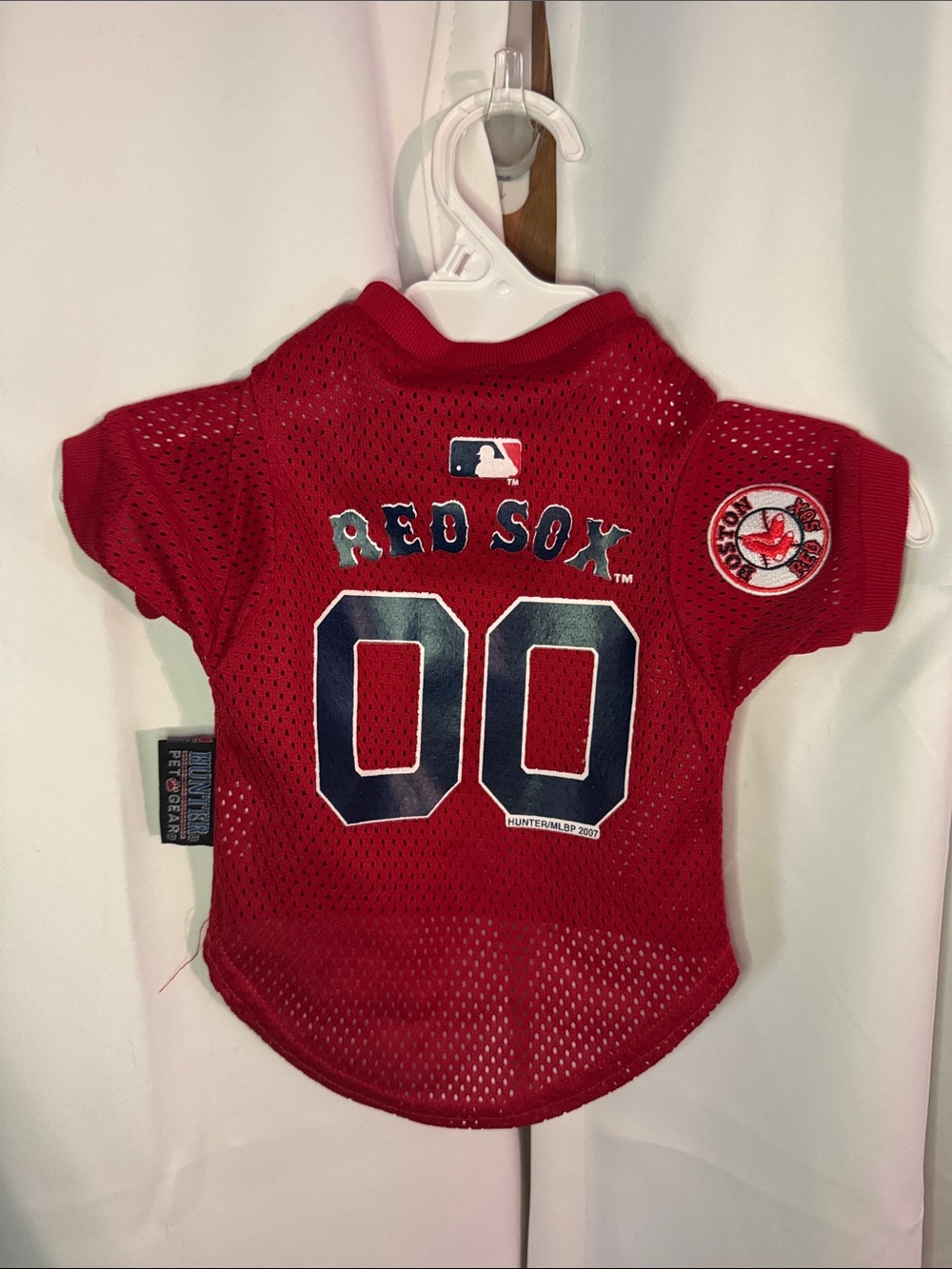 Hunter brand mesh Boston Red Sox dog jersey size small